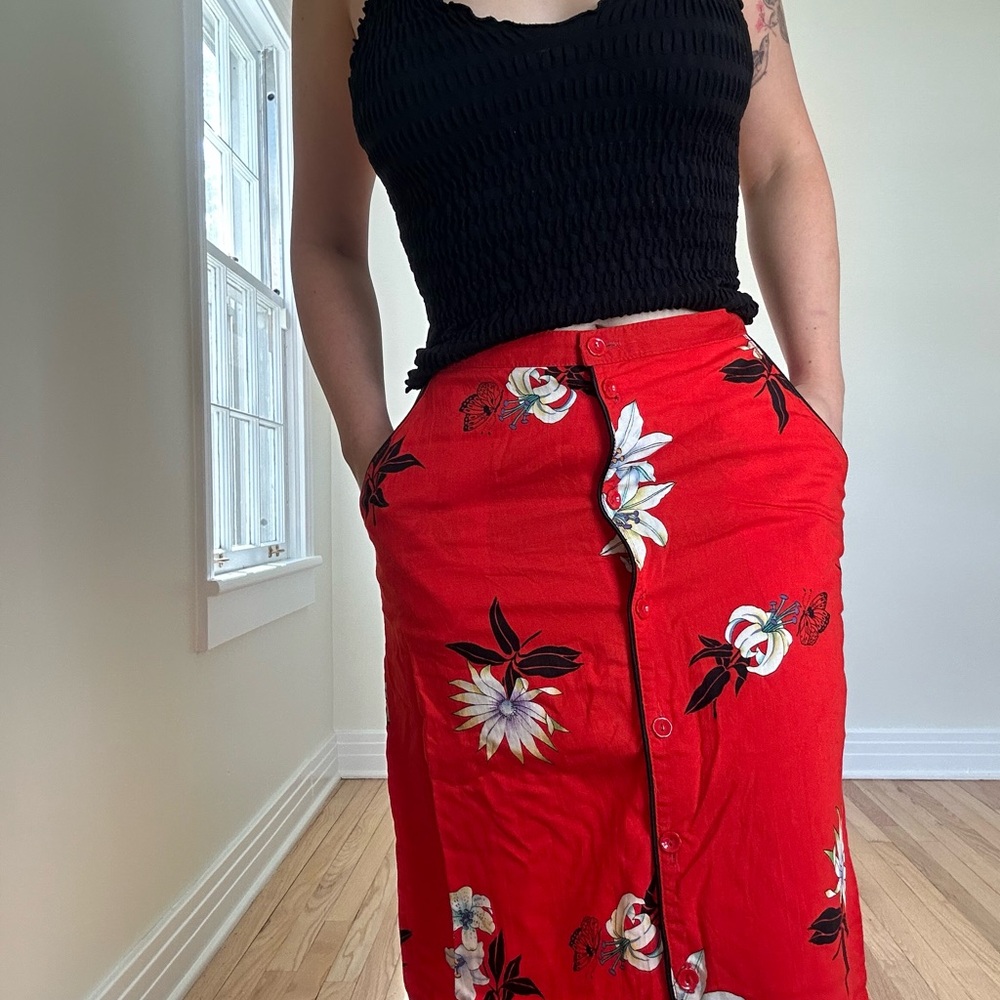 Vintage 90’s floral skirt